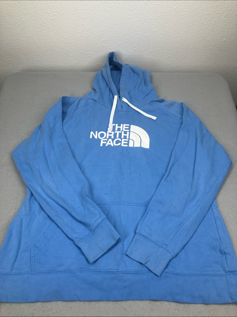 2 North Face Hoodies - Picture 3 of 6